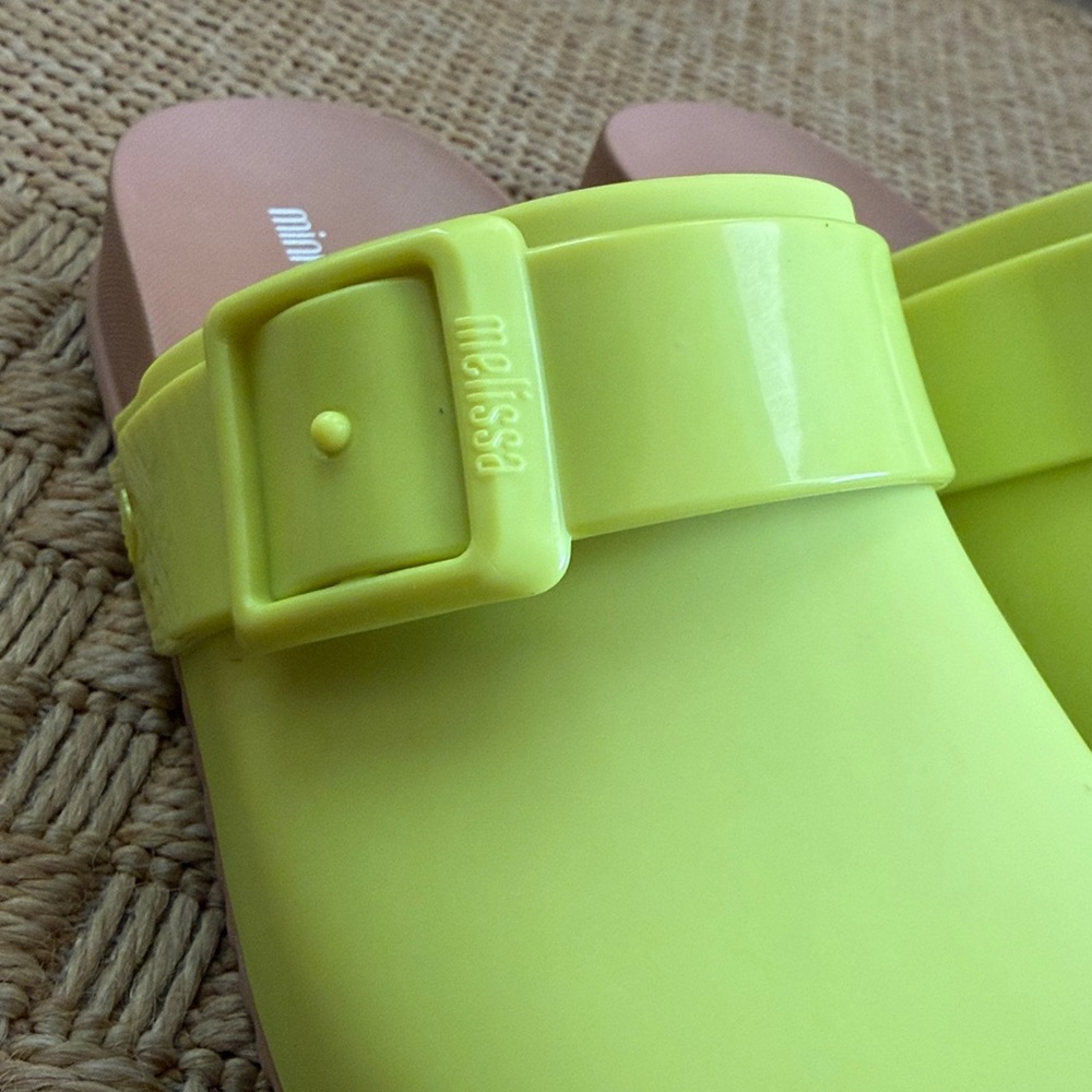 Mini Melissa Kids’ Green/Brown Water Resistant Cozy Clog—1 - Picture 7 of 12